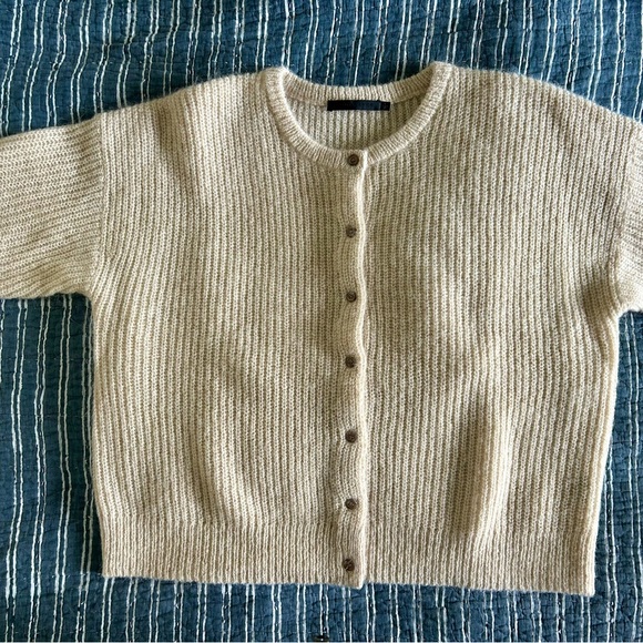 Hayes Crewneck cardigan - 35% alpaca, 35% wool, 30% polyester - Picture 6 of 9